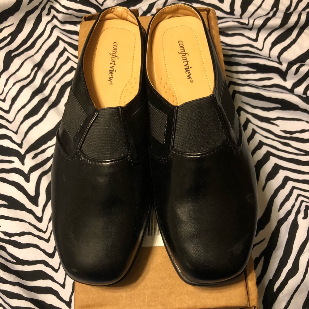 Black Mules